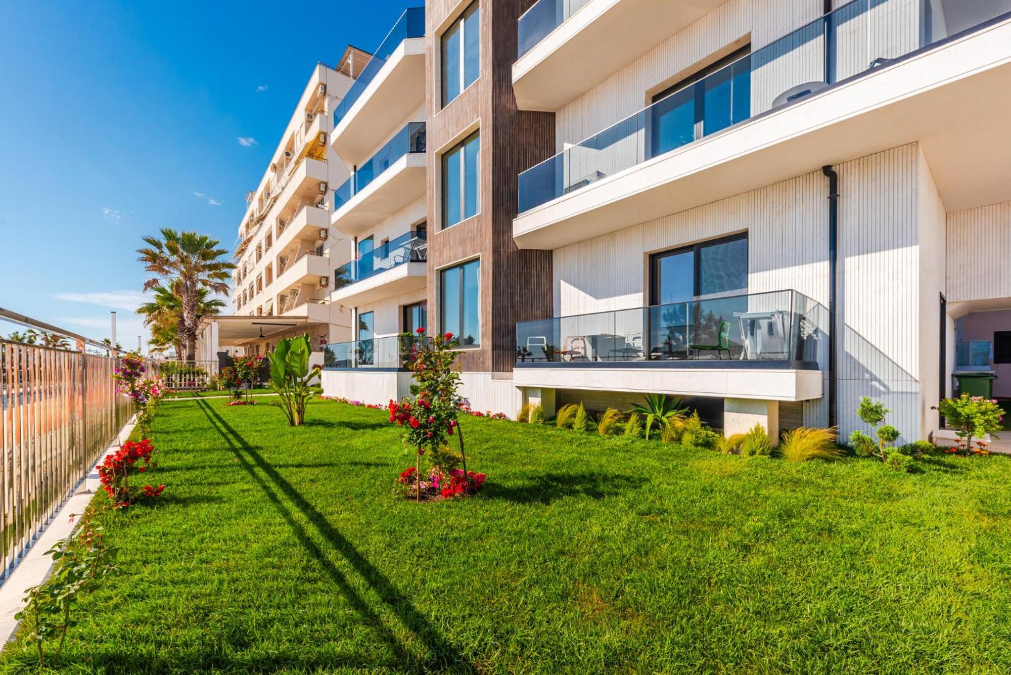 Sea View Apartments Eldo Durrës Exterior foto